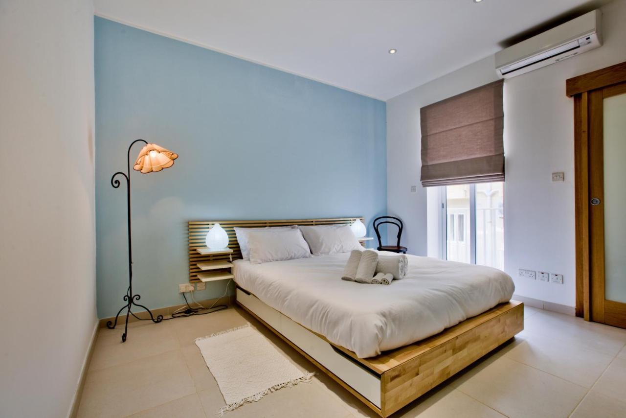 Bright And Central 2 Bedroom Apartment In Sliema Exterior photo